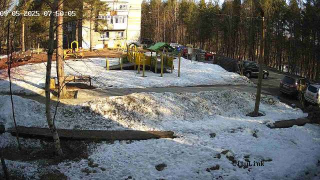 Полярные Зори Белова 2 детская площадка